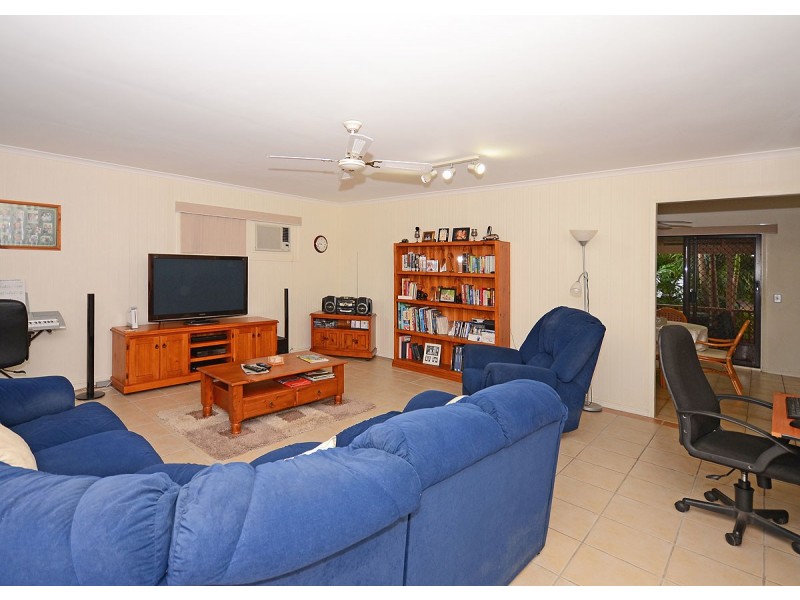 38 Corser Street, Point Vernon QLD 4655