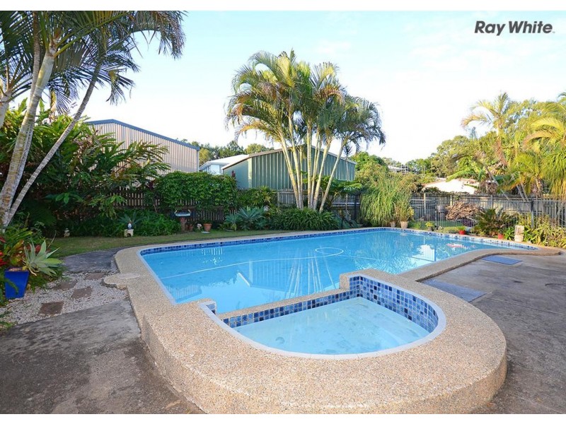 4 Prince Street, Urangan QLD 4655