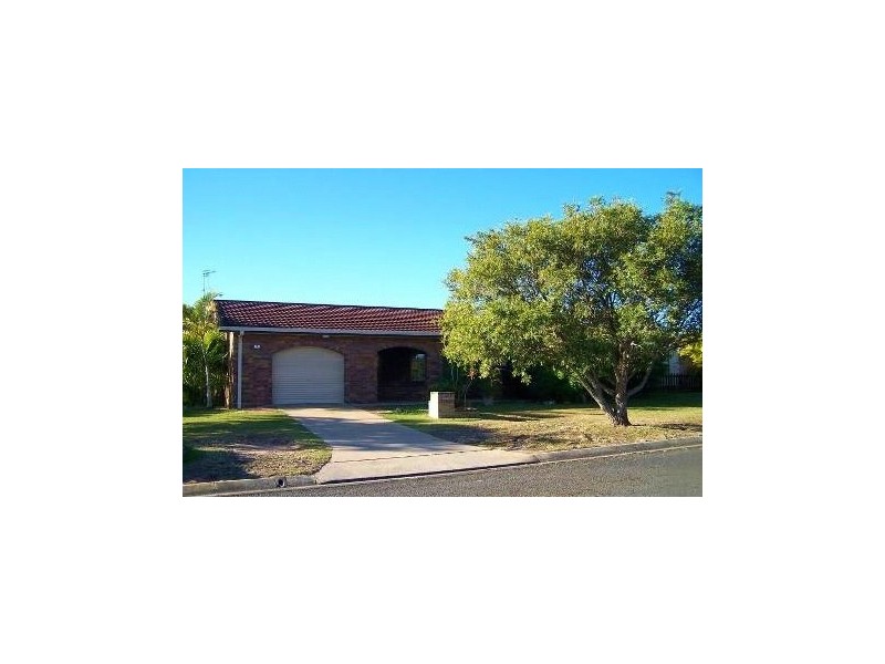 2 Michelle Drive, Point Vernon QLD 4655