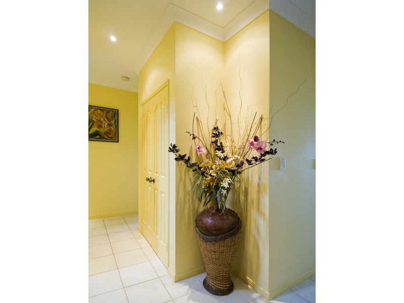 18 Ariadne Street, River Heads QLD 4655