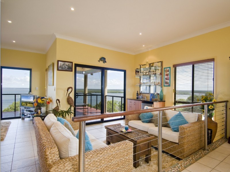 18 Ariadne Street, River Heads QLD 4655