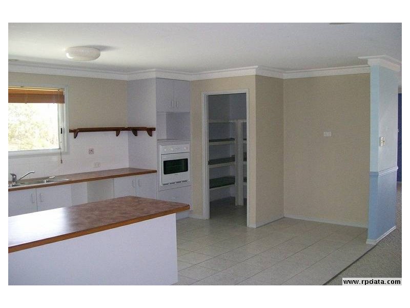 18 Faye Avenue, Scarness QLD 4655