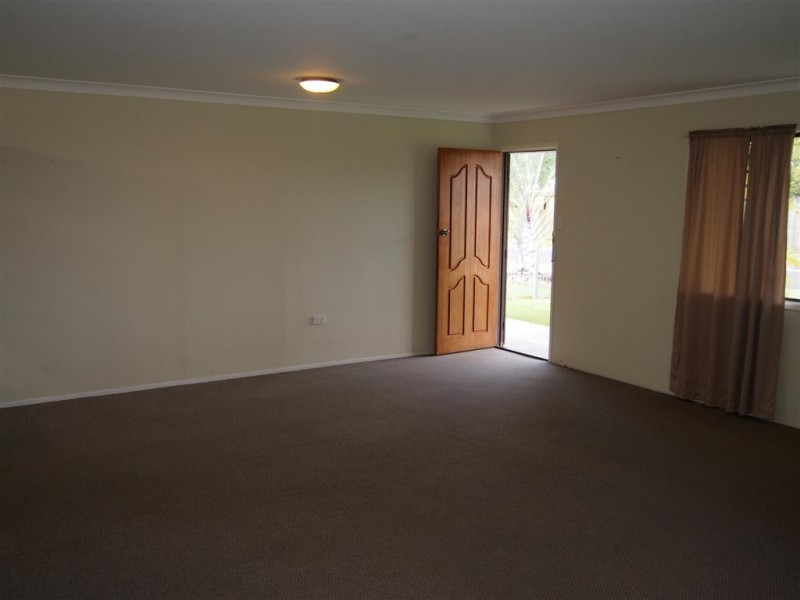 5 Maple Street, Pialba QLD 4655