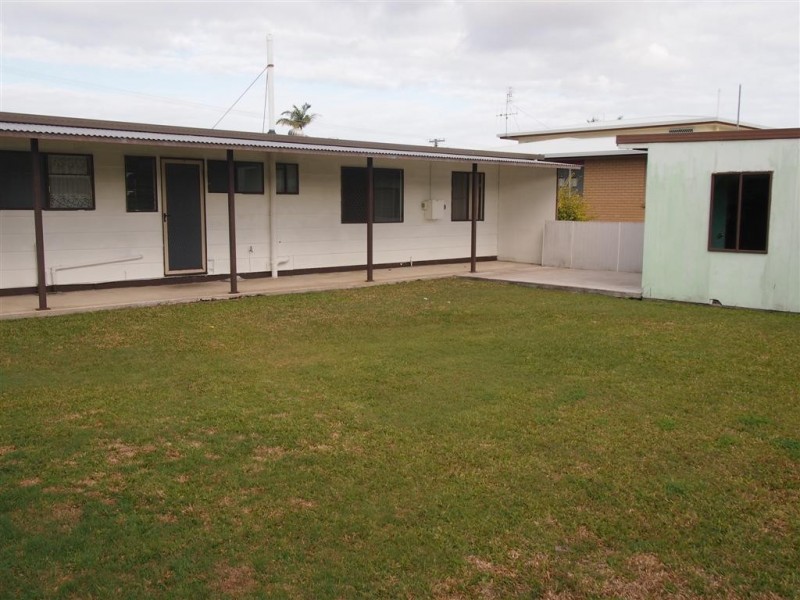 5 Maple Street, Pialba QLD 4655