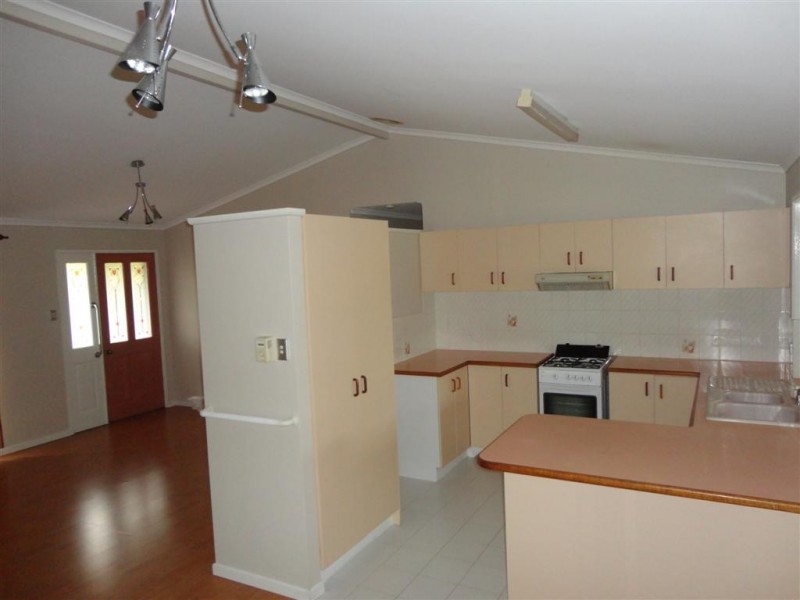 37 Dover Street, Pialba QLD 4655