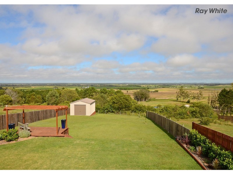 22 Sandy View Drive, Nikenbah QLD 4655