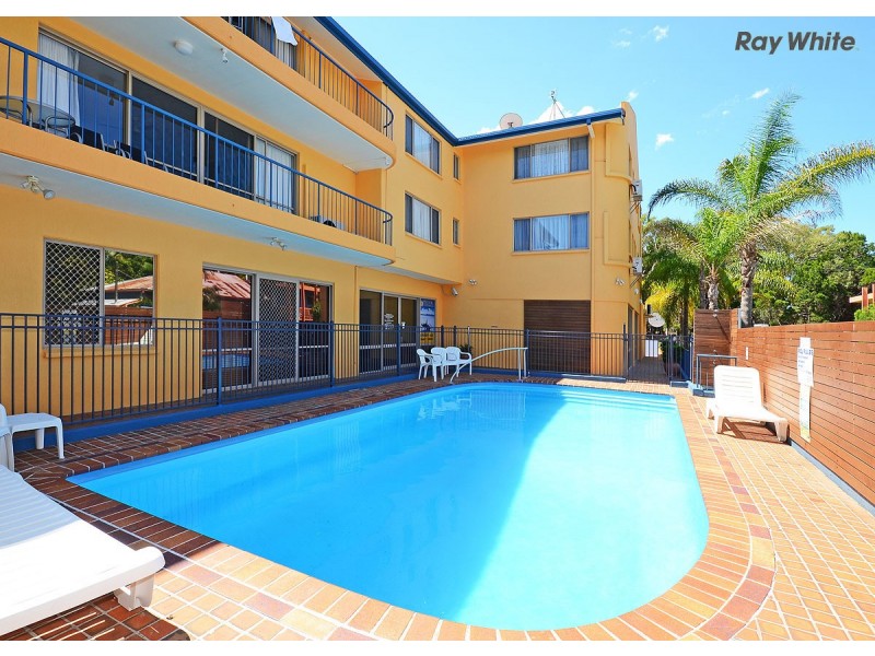 9/383 Esplanade, Torquay QLD 4655