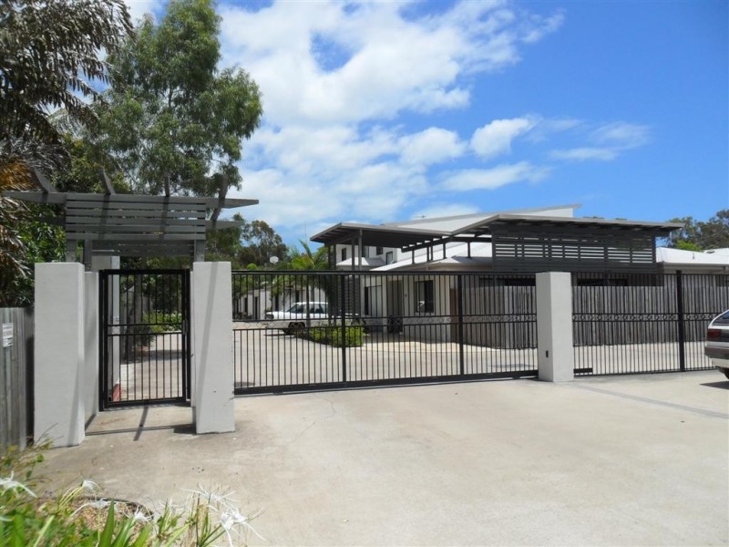 27/654 Charlton Esplanade, Urangan QLD 4655