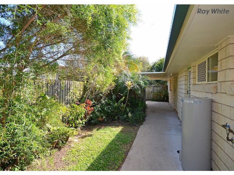 22 Wattle Street, Point Vernon QLD 4655