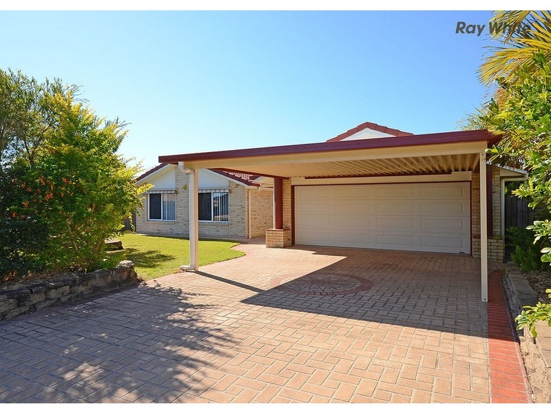 2 Abbey Court, Kawungan QLD 4655