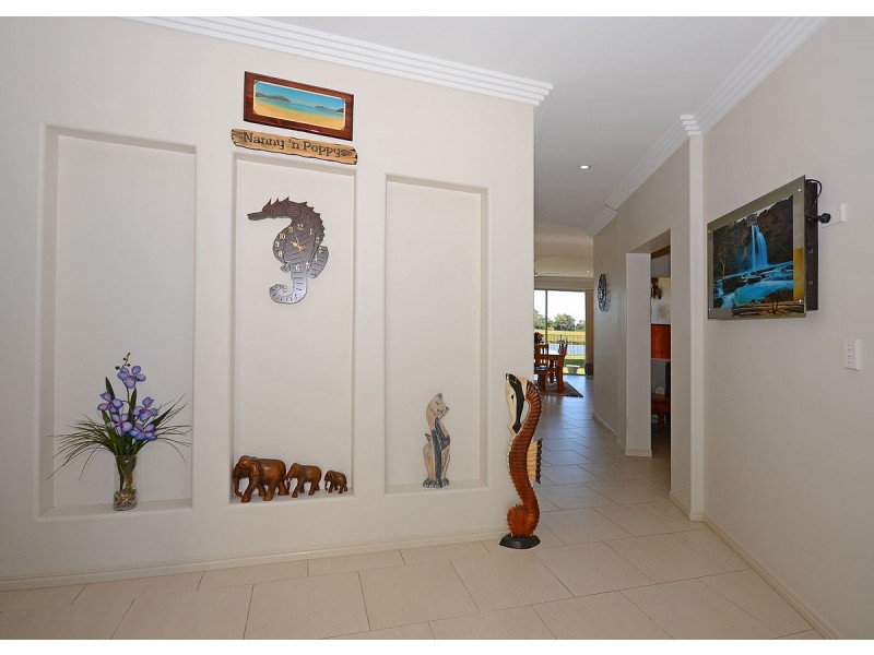 35 Yarrilee Circuit, Urraween QLD 4655