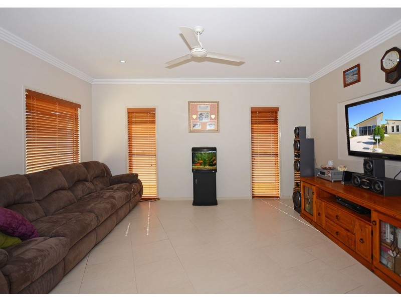 35 Yarrilee Circuit, Hervey Bay QLD 4655