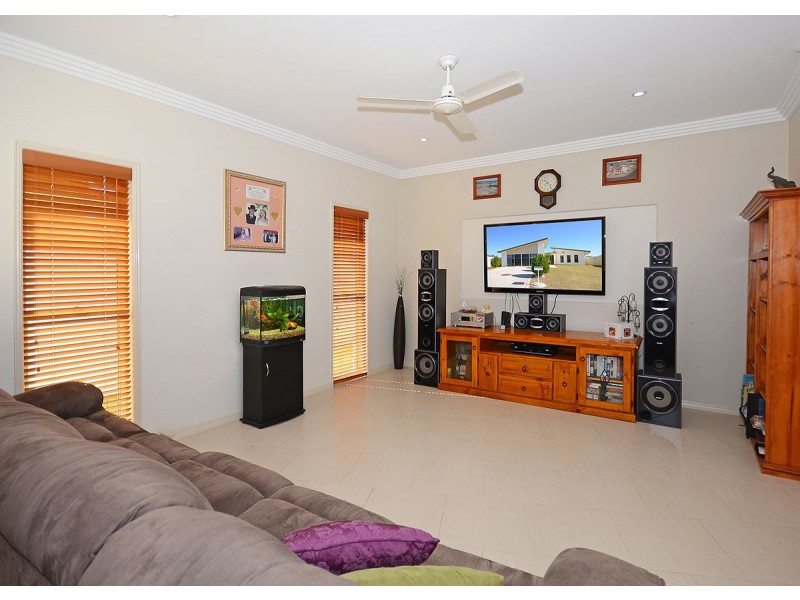 35 Yarrilee Circuit, Hervey Bay QLD 4655
