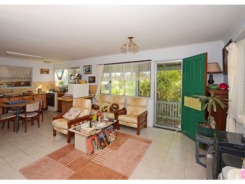 17 Byron Street, Scarness QLD 4655