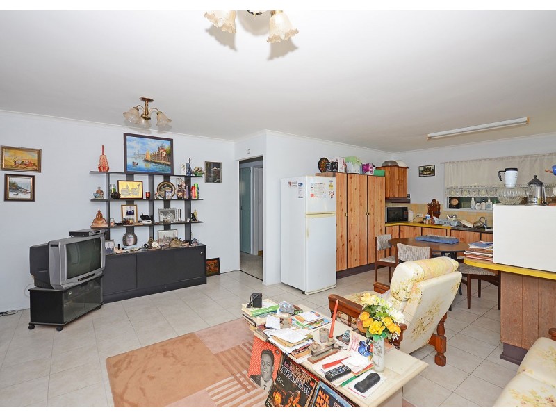 17 Byron Street, Scarness QLD 4655