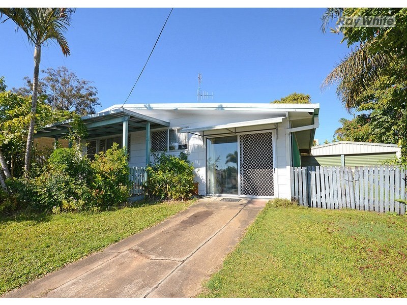 17 Byron Street, Hervey Bay QLD 4655