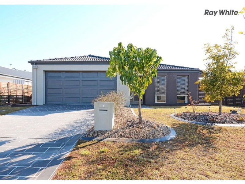 4 Captain Cook Street, Urraween QLD 4655