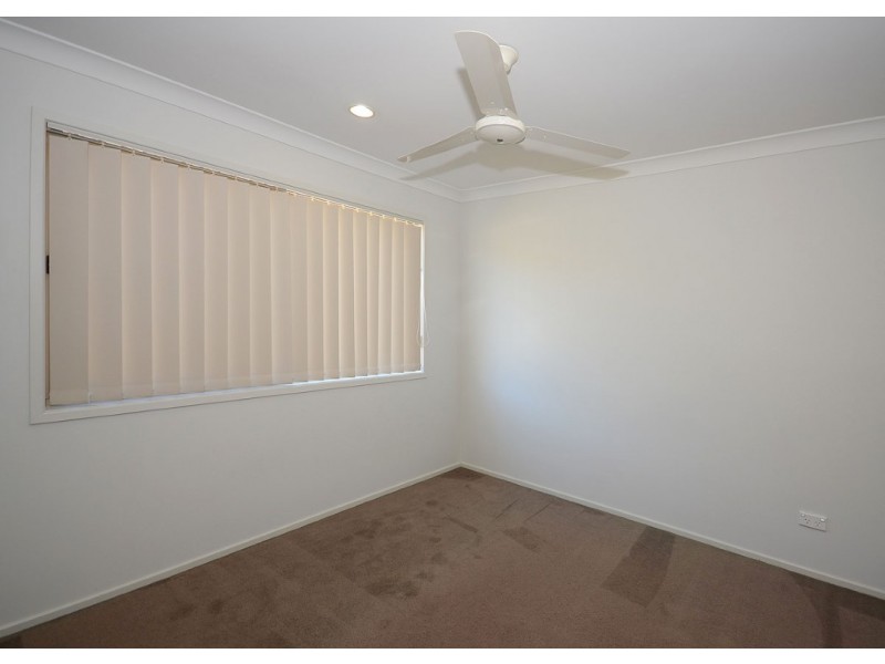 4 Captain Cook Street, Urraween QLD 4655