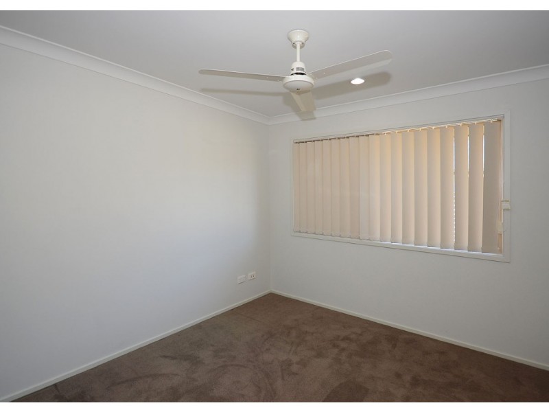 4 Captain Cook Street, Urraween QLD 4655