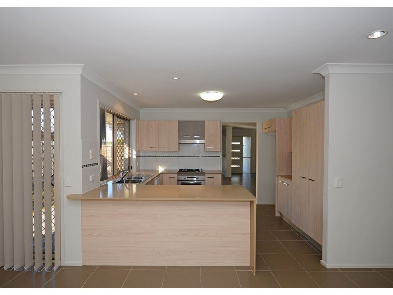 4 Captain Cook Street, Urraween QLD 4655