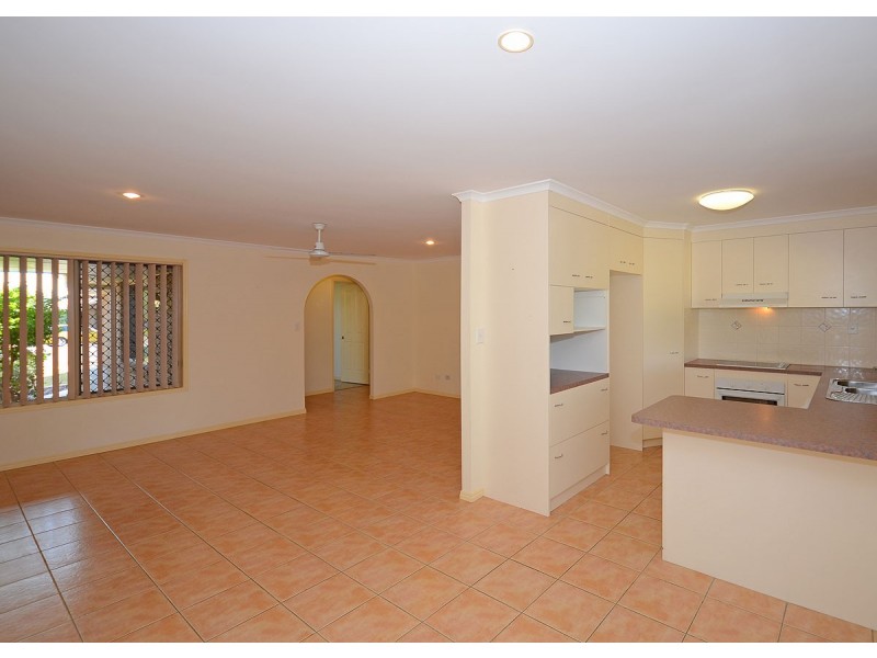 22 Kestrel Court, Eli Waters QLD 4655