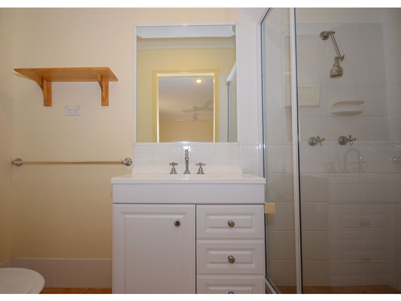 22 Kestrel Court, Eli Waters QLD 4655