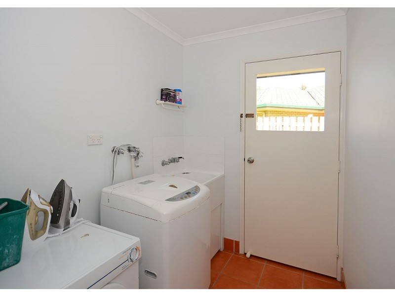 15 Turnbull Court, Urangan QLD 4655