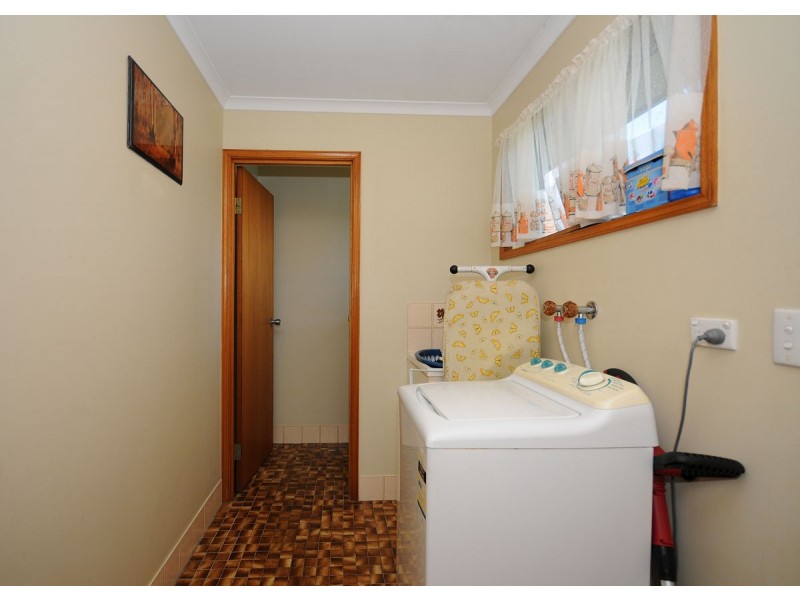 24 South Street, Urangan QLD 4655