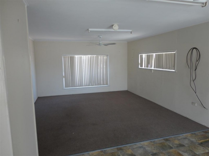 64 Torquay Road, Pialba QLD 4655