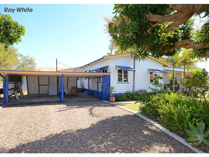 17 Ann Street, Torquay QLD 4655