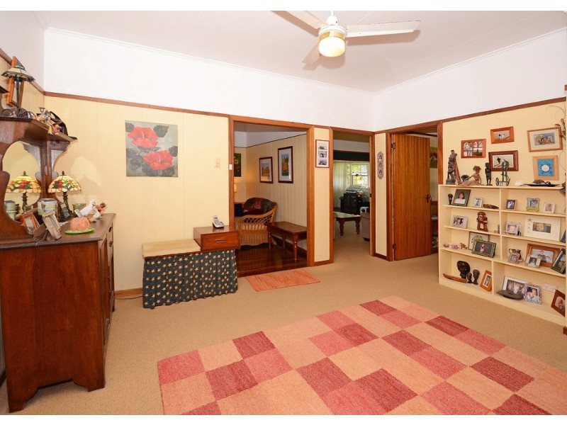 17 Ann Street, Torquay QLD 4655