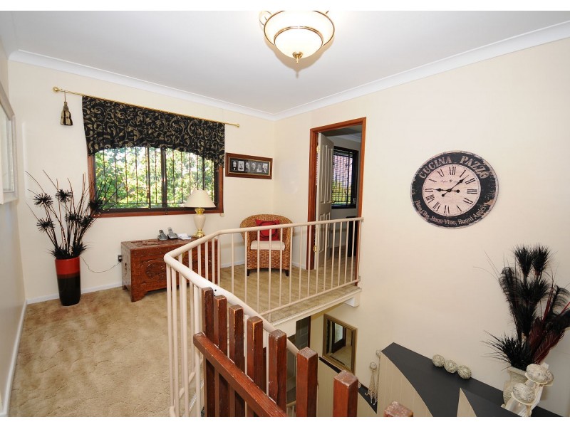 24 Hillcrest Avenue, Scarness QLD 4655
