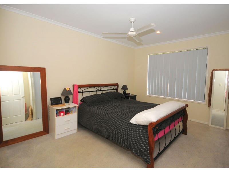 34 Wide Bay Drive, Eli Waters QLD 4655