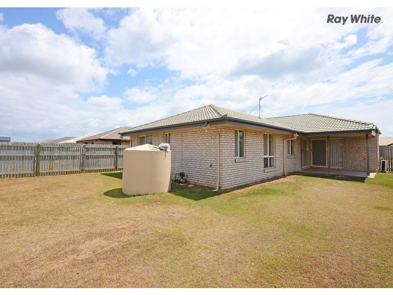 84 Endeavour Way, Eli Waters QLD 4655