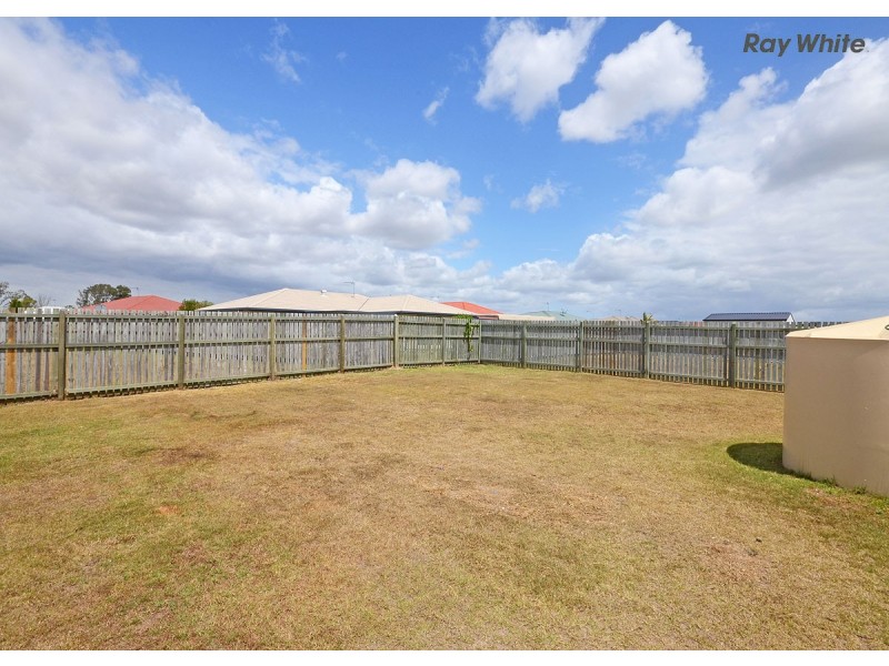 84 Endeavour Way, Eli Waters QLD 4655