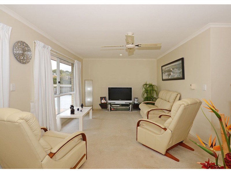4 Swaney Court, Urangan QLD 4655