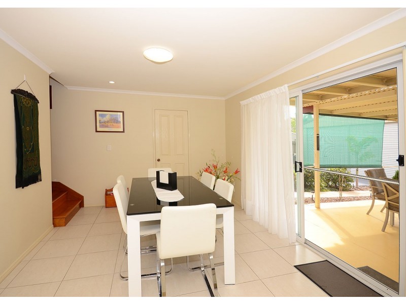 4 Swaney Court, Urangan QLD 4655