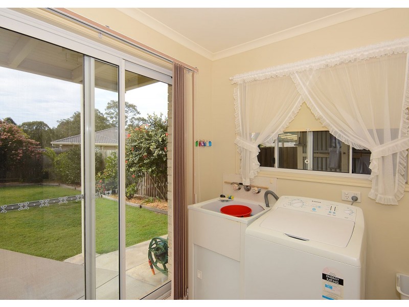 4 Swaney Court, Urangan QLD 4655