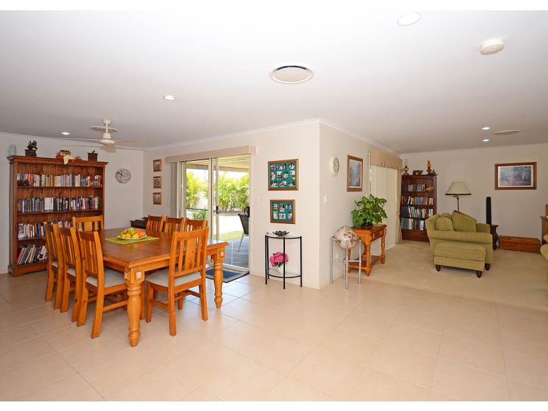 6 Yongala Avenue, Eli Waters QLD 4655