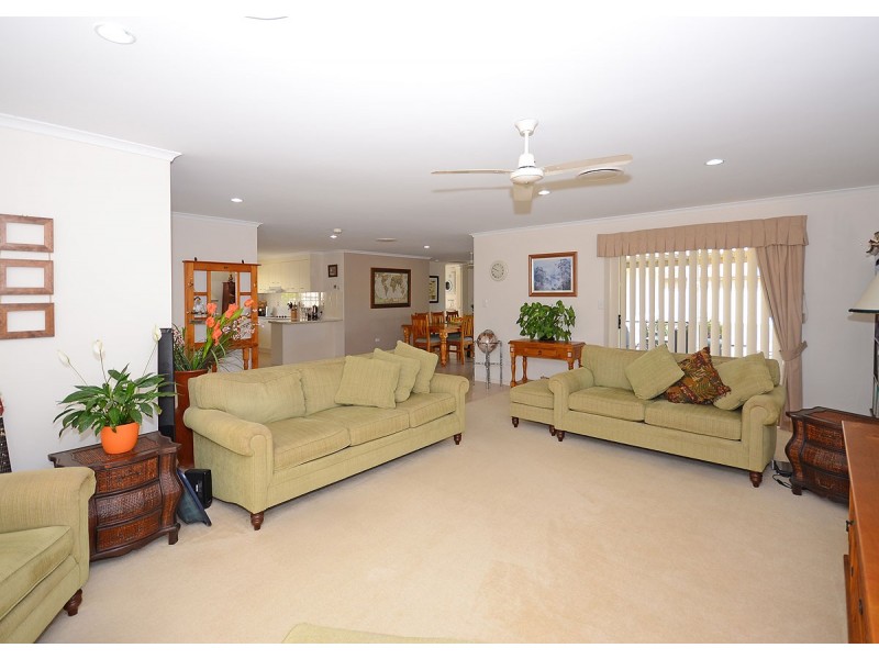 6 Yongala Avenue, Eli Waters QLD 4655