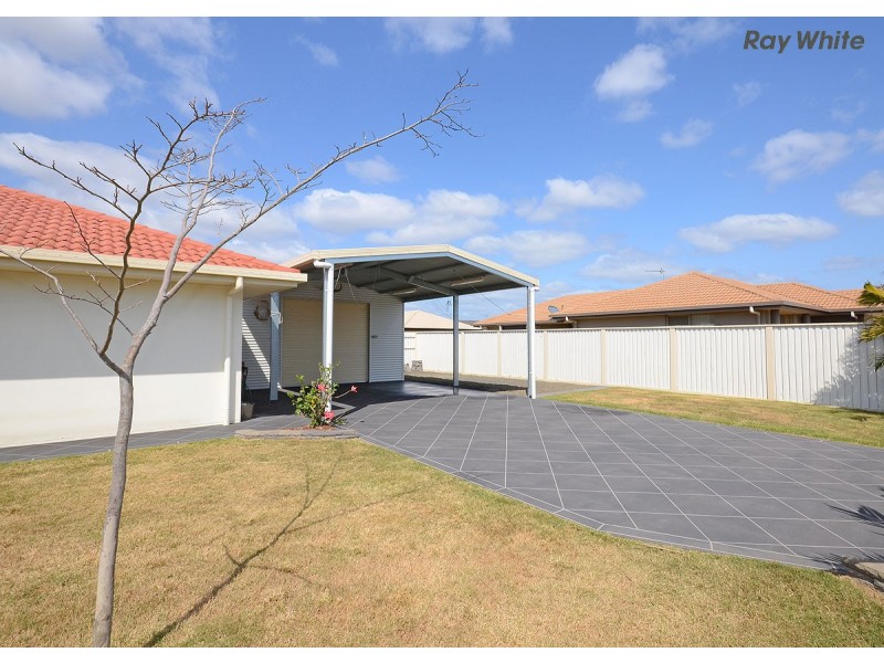 6 Yongala Avenue, Eli Waters QLD 4655