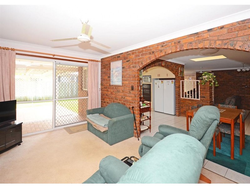 9 Magnolia Street, Kawungan QLD 4655