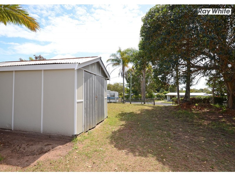28 Kent Street, Urangan QLD 4655