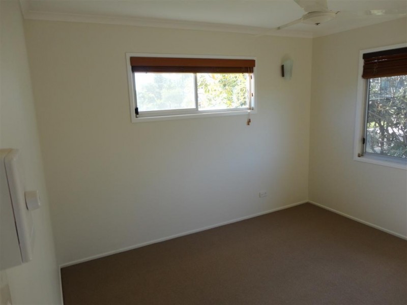 30 Saunders Street, Point Vernon QLD 4655