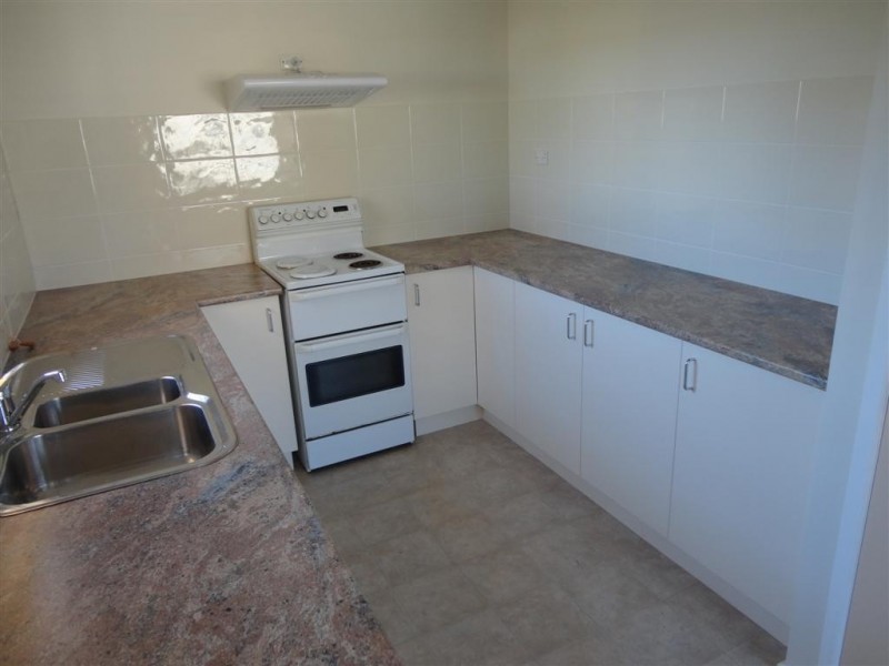 30 Saunders Street, Point Vernon QLD 4655