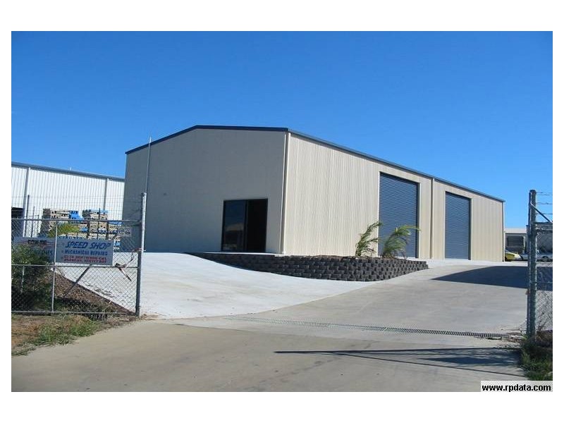 4/12 DRIFTWOOD CT, Urangan QLD 4655