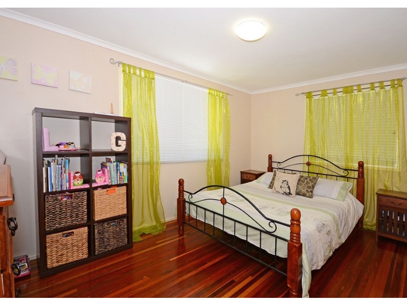 42 John Street, Scarness QLD 4655