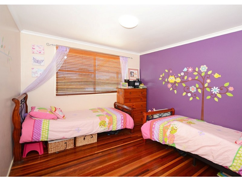 42 John Street, Scarness QLD 4655