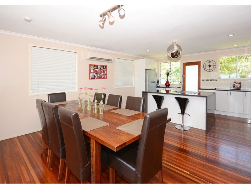 42 John Street, Scarness QLD 4655