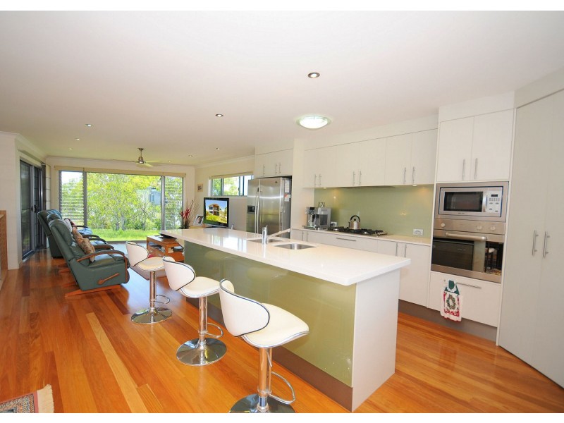 76 Ariadne Street, River Heads QLD 4655